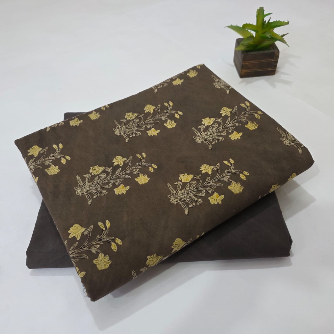 VANASPATI AJRAK PRINT